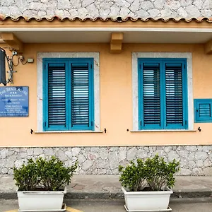 Taormina House Guest house